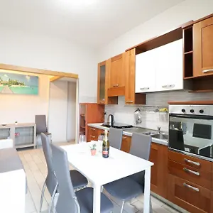 Apartment Virtus Prestige - &, Rom